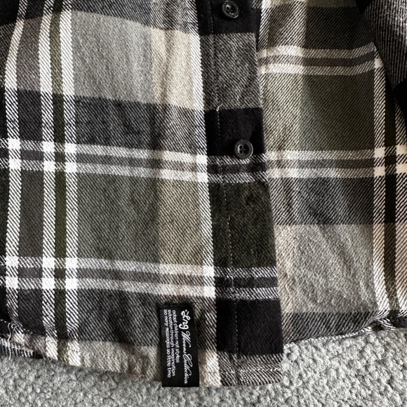 Lrg heavy weight flannel long sleeve button up - M - Picture 5 of 5